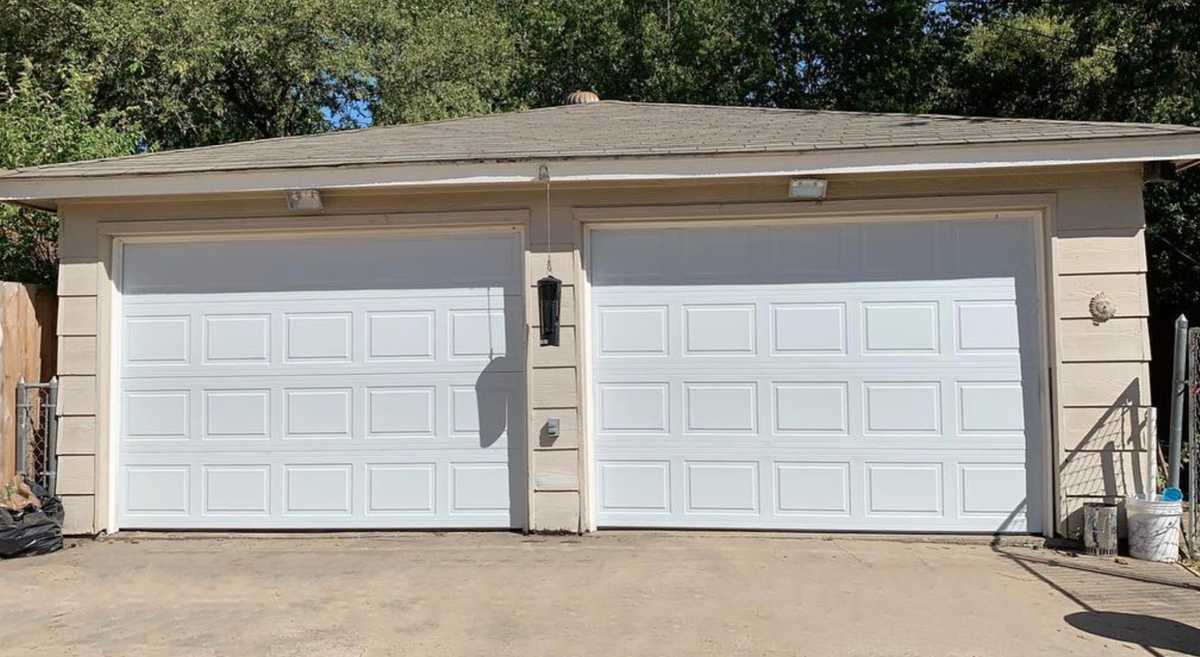 arnolds-garage-door-service-forest-hill-replacement-after